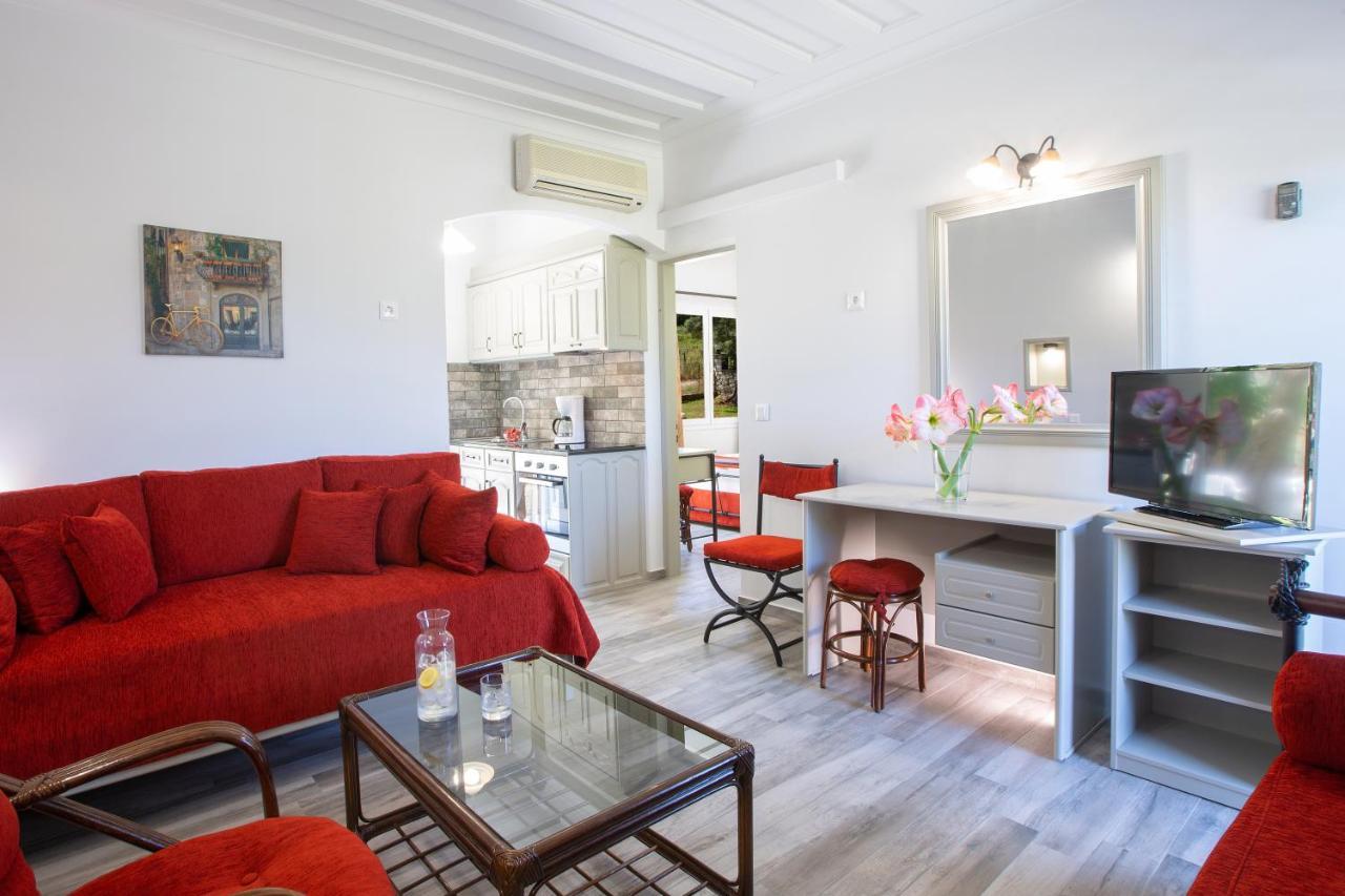 Hotel de apartamente Elia Frínion