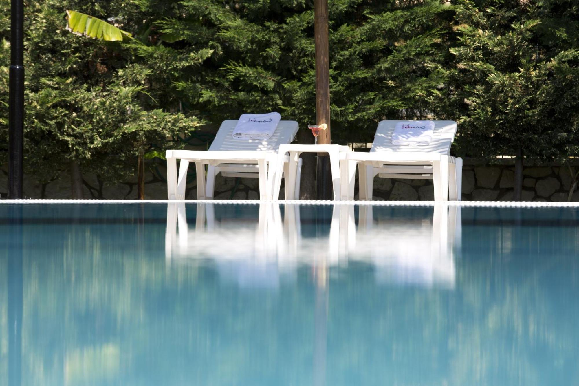 Aparthotel Elia 3*