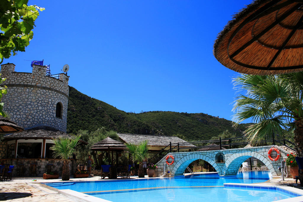 Hotel de apartamente Elia Frínion