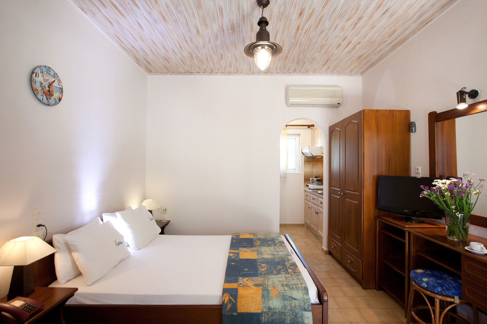 Hotel de apartamente Elia 3*