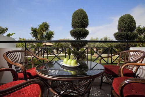 Elia Aparthotel 3*
